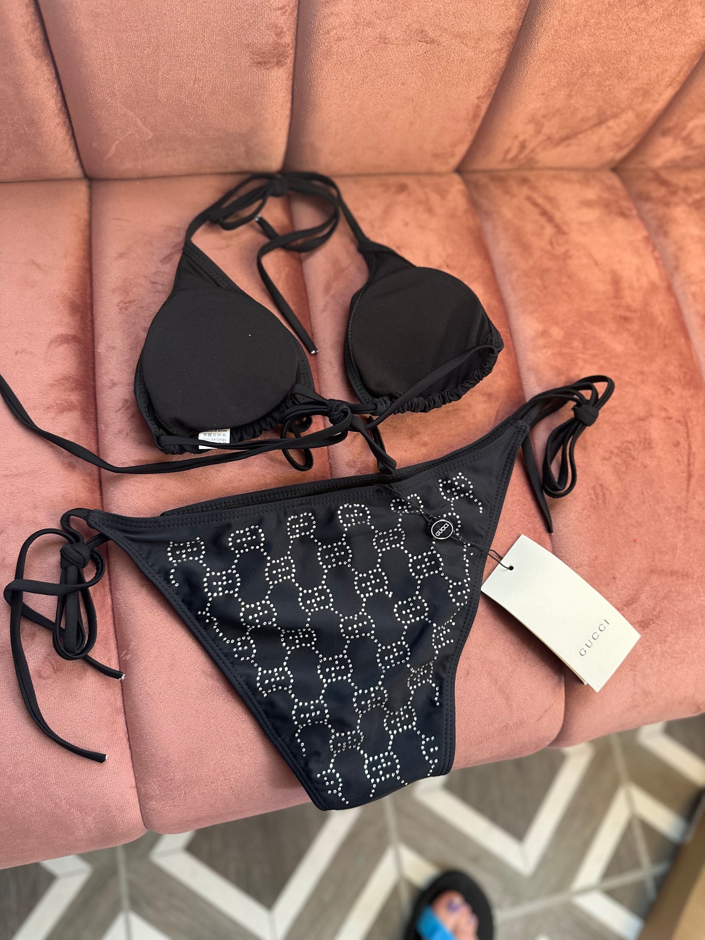 Women’s Bikini Set (Medium)