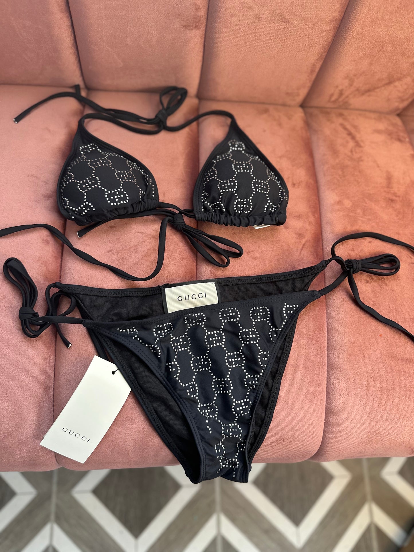 Women’s Bikini Set (Medium)