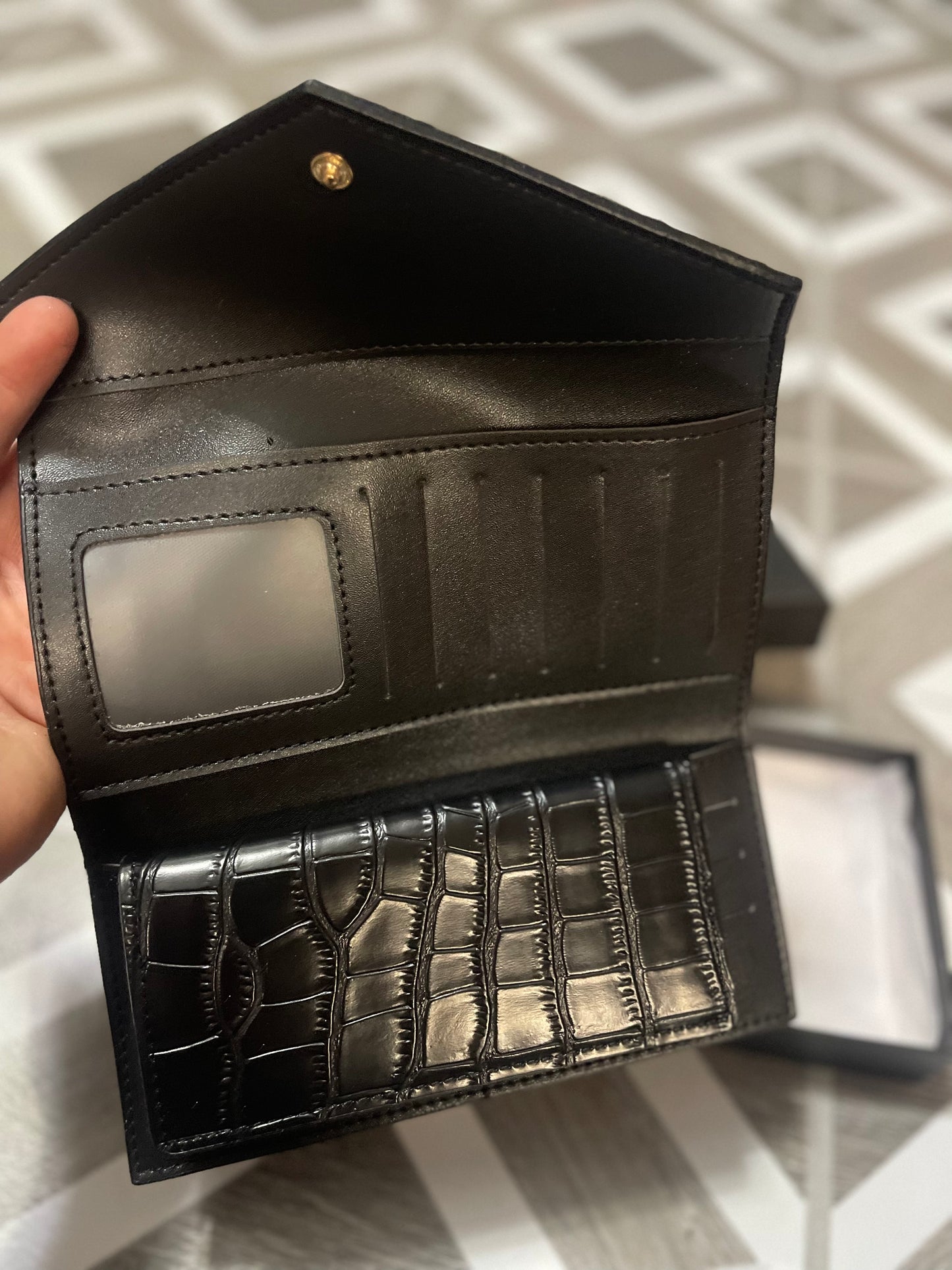 Budget Q Wallet